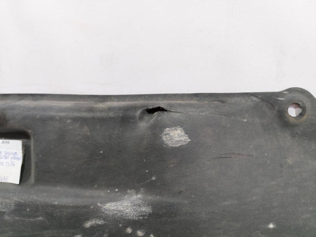 Dart Захист днища центральний правий Dodge Dart 2013-2019 68082726AE Dodge Dart 19