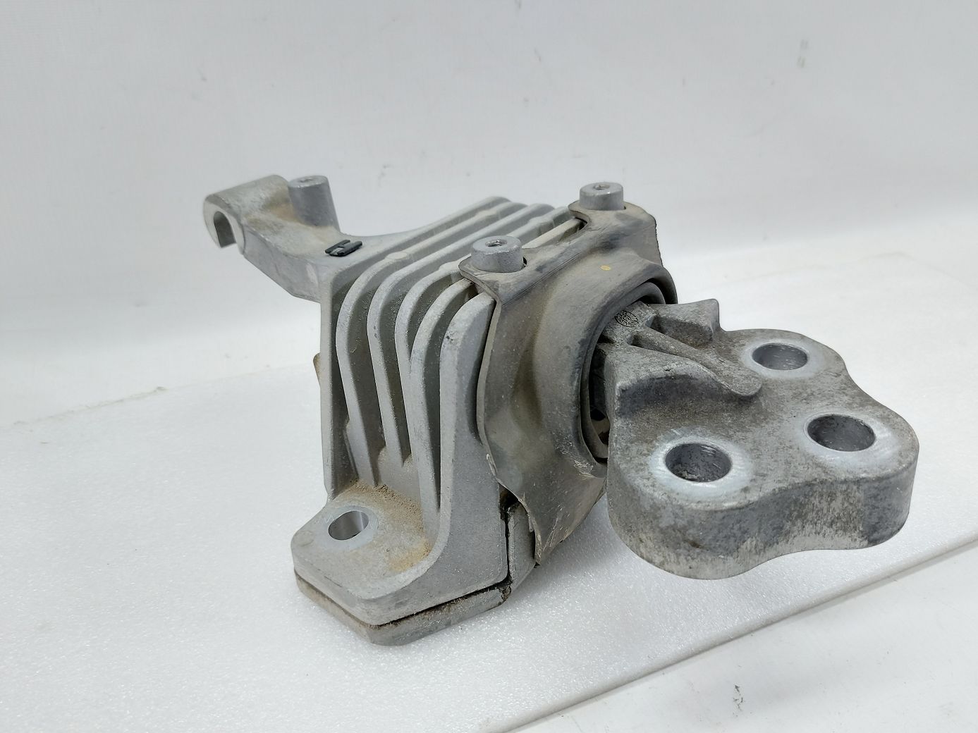 200 limited. Подушка двигуна ліва Chrysler 200 Limited 2015-2017 68245568АА Chrysler 200 Limited 200 limited. Подушка двигуна ліва Chrysler 200 Limited 2015-2017 68245568АА Chrysler 200 Limited