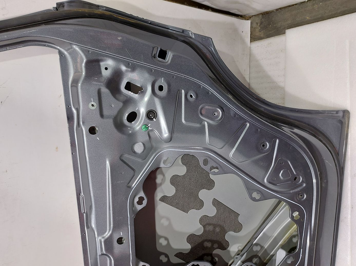 Двери Дверь задняя правая (темно-серая) Volkswagen ID.6 `2021 Volkswagen ID.6 13