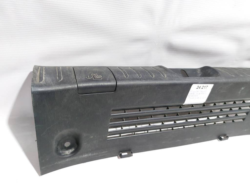 Scion iq Обшивка задньої планки багажного відділення Toyota Scion IQ 2012-2015 6471674010C0 Toyota Scion IQ 3