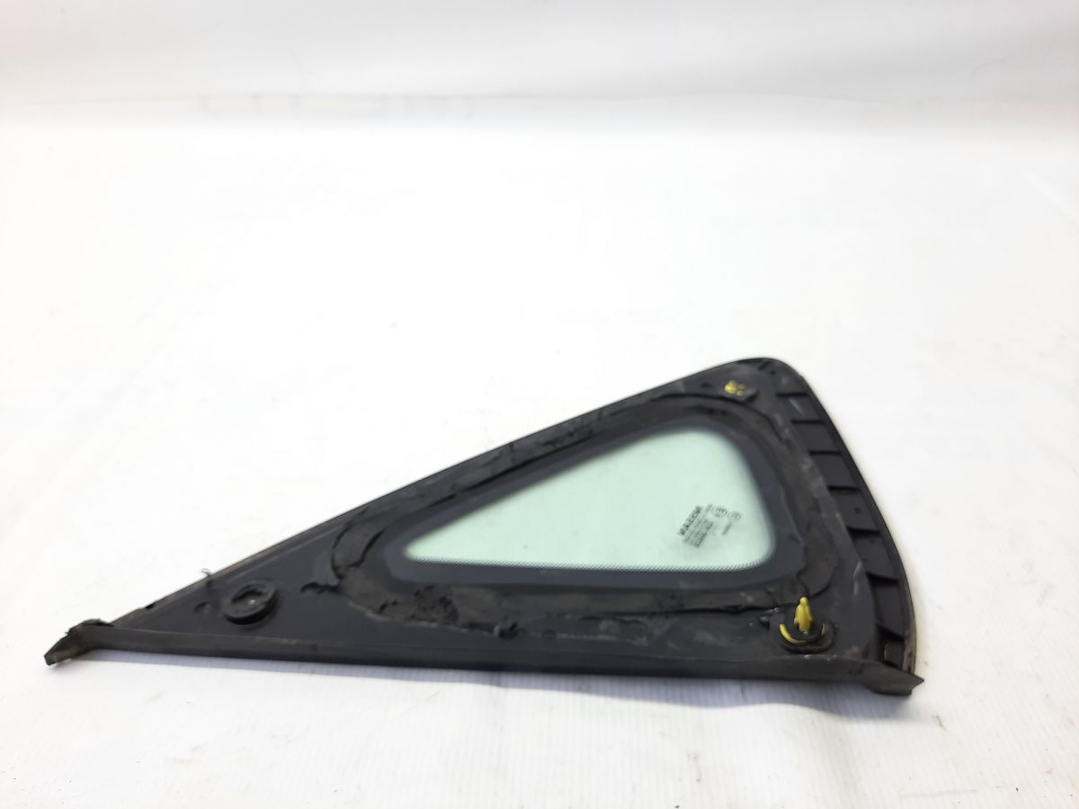 Sentra. Форточка чверті задньої права Nissan Sentra 2013-2019 833003SG0A Nissan Sentra Sentra. Форточка чверті задньої права Nissan Sentra 2013-2019 833003SG0A Nissan Sentra