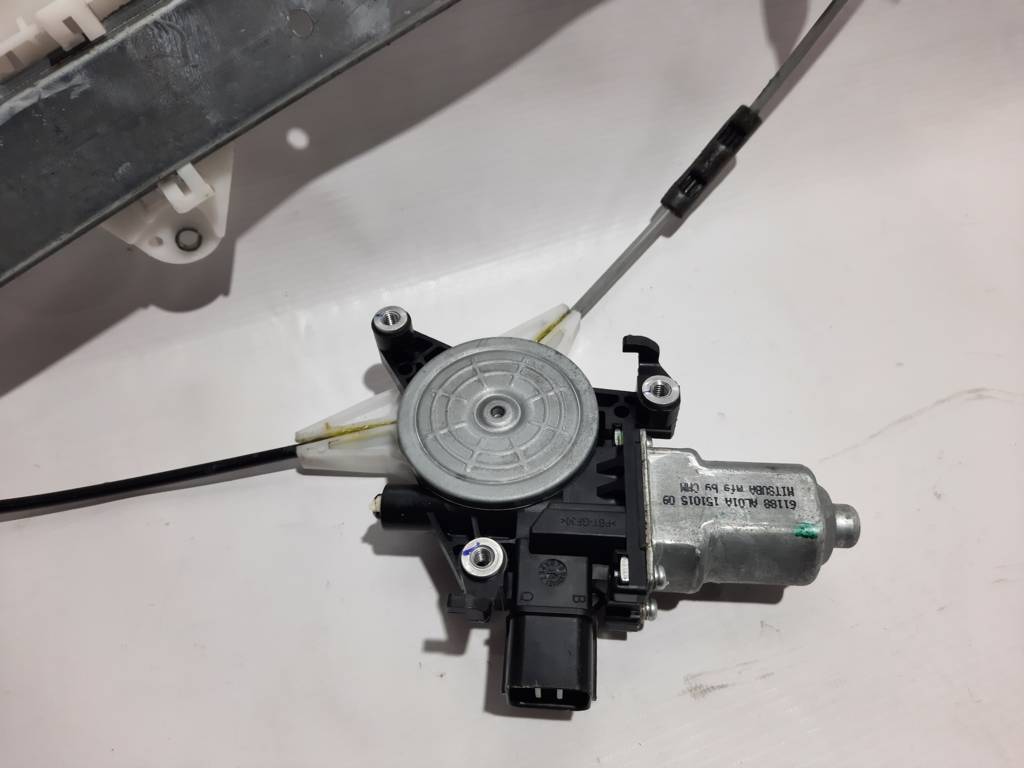 Legacy Стеклоподъёмник двери передней левой Subaru Legacy 2015-2018 61041AL01A Subaru Legacy 4