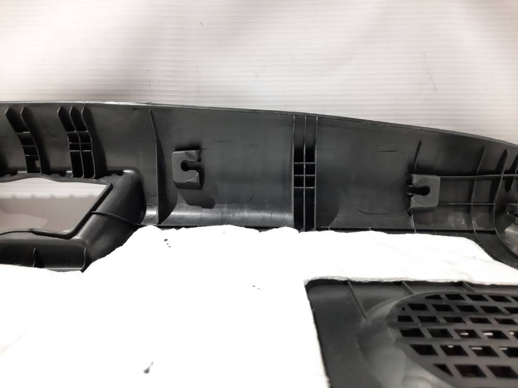 Veloster Накладка багажного отделения задней панели Hyundai Veloster 2012-2017 85770-2V000-RY Hyundai Veloster 5