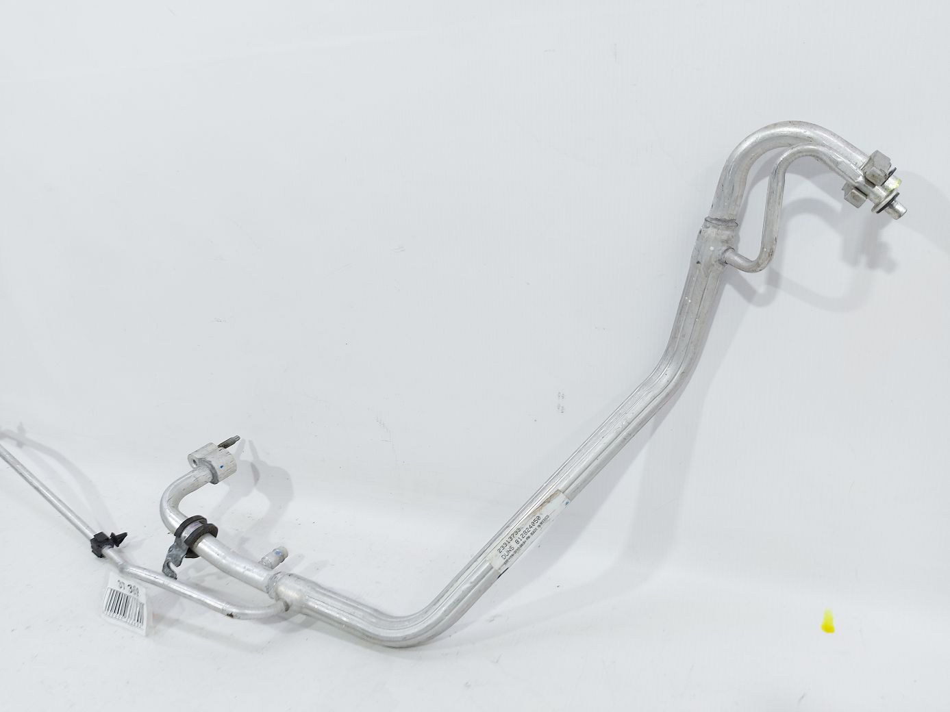 Malibu Трубка кондиціонера Chevrolet Malibu 2018 84613081 Chevrolet Malibu 2