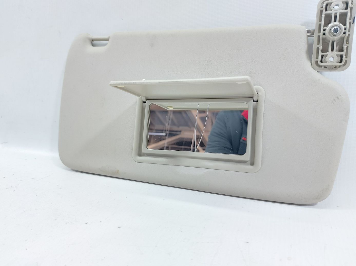 Fiesta Козирок сонцезахисний правий Ford Fiesta 2011-2019 BE8Z5404104BB Ford Fiesta 2