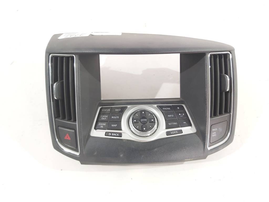 Maxima. Кнопки керування монітора з повітропроводами Nissan Maxima '11 Nissan Maxima 2011 9N00A210450 Nissan Maxima