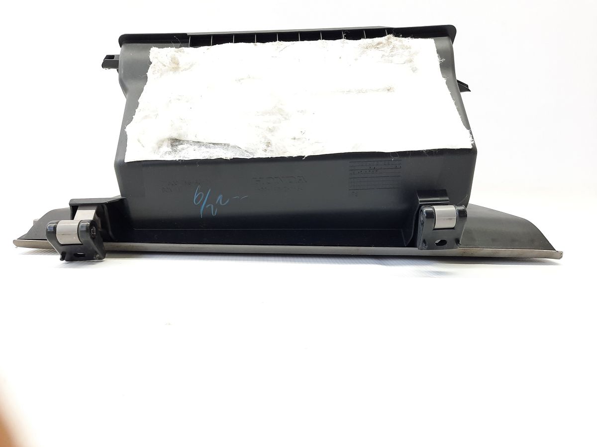 Insight Бардачок Honda Insight 2010-2014 77500TM8A01ZA Honda Insight 3