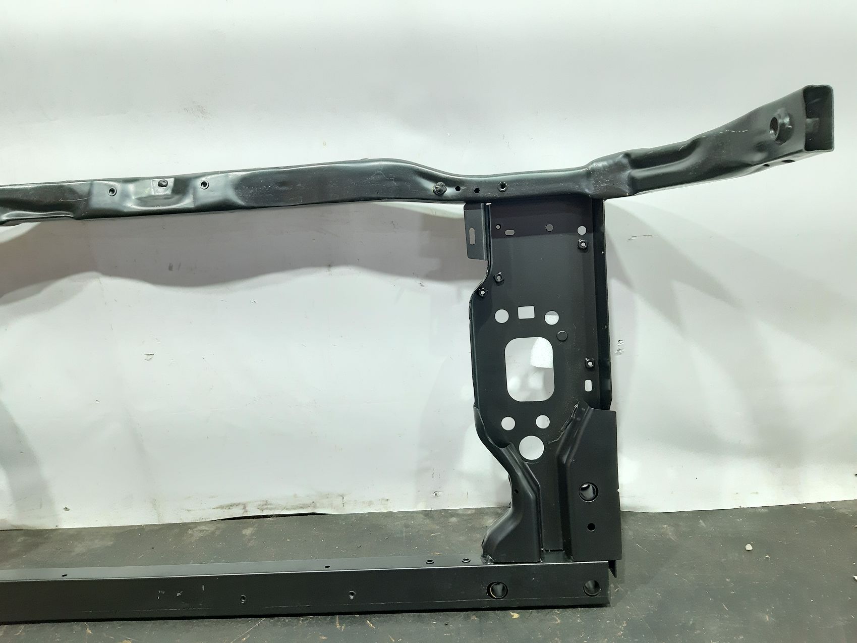  Передняя панель (телевизор) Jeep Cherokee `14-18 Jeep Cherokee 15