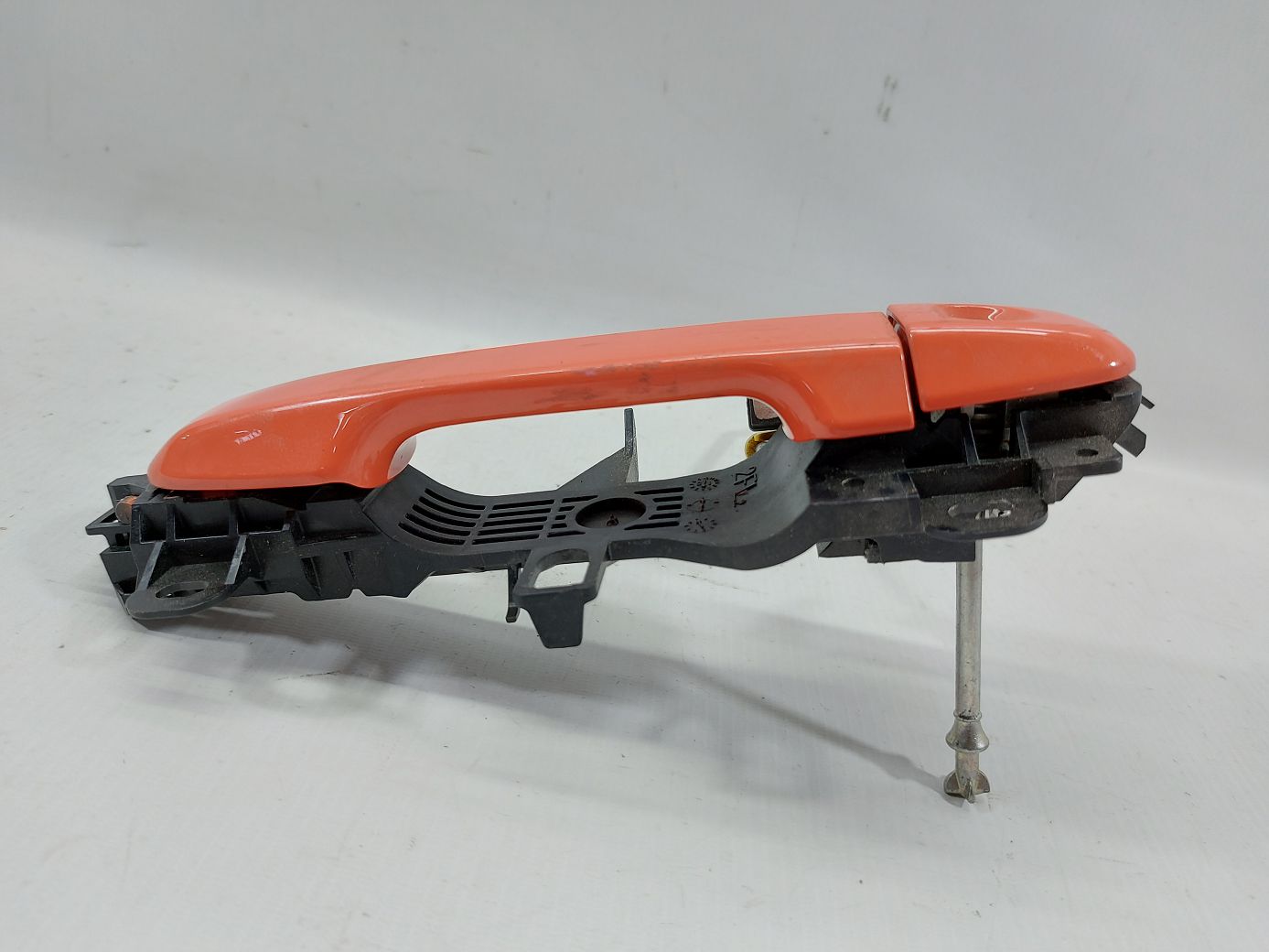 Prius Ручка двери передней левой наружная (оранжевая) Toyota Prius 2012-2015 6921152100D0 Toyota Prius 2