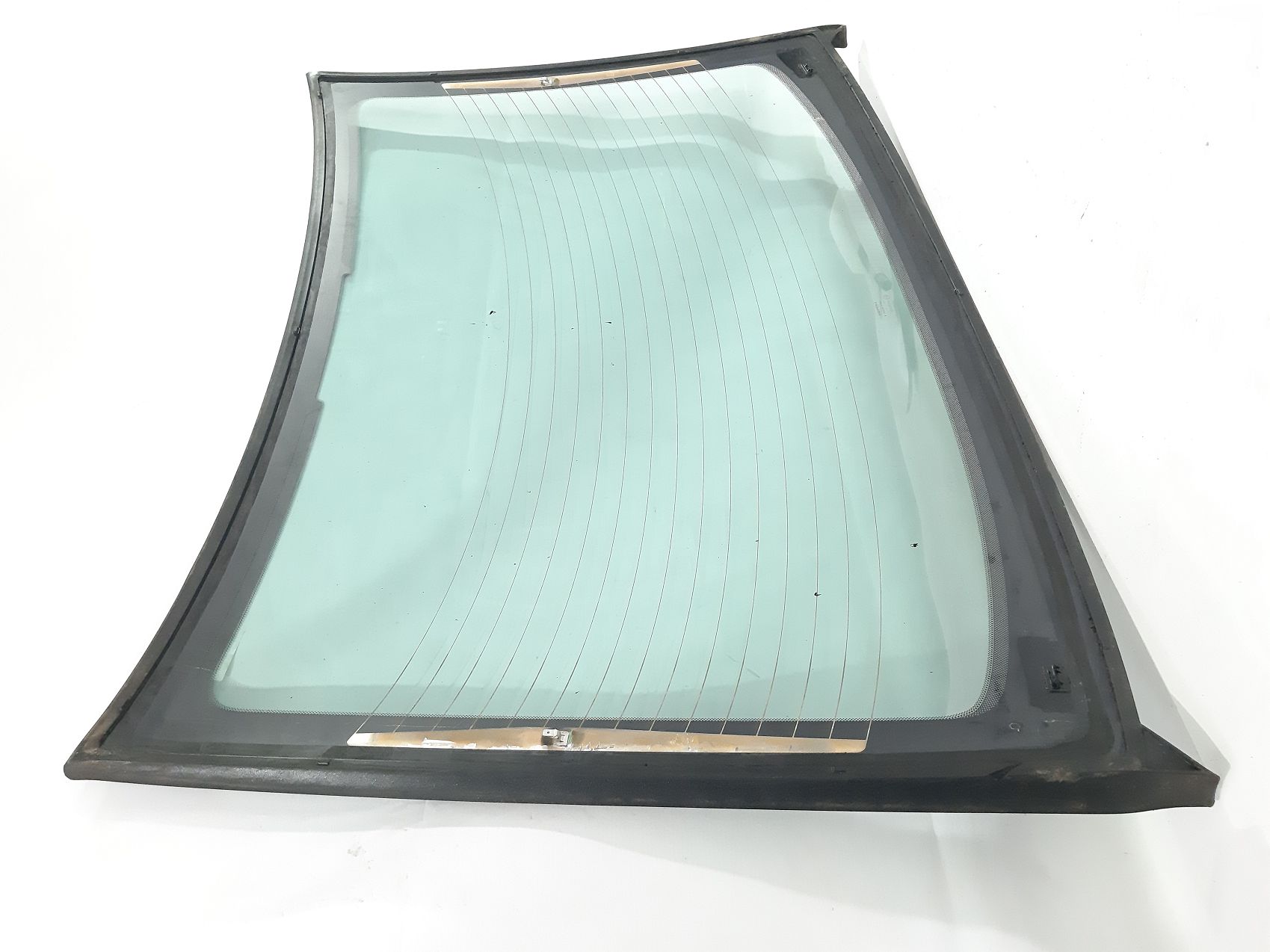 Dart Скло заднє (зламані вусики підігріву) Dodge Dart 2013-2019 68081967AE Dodge Dart 13