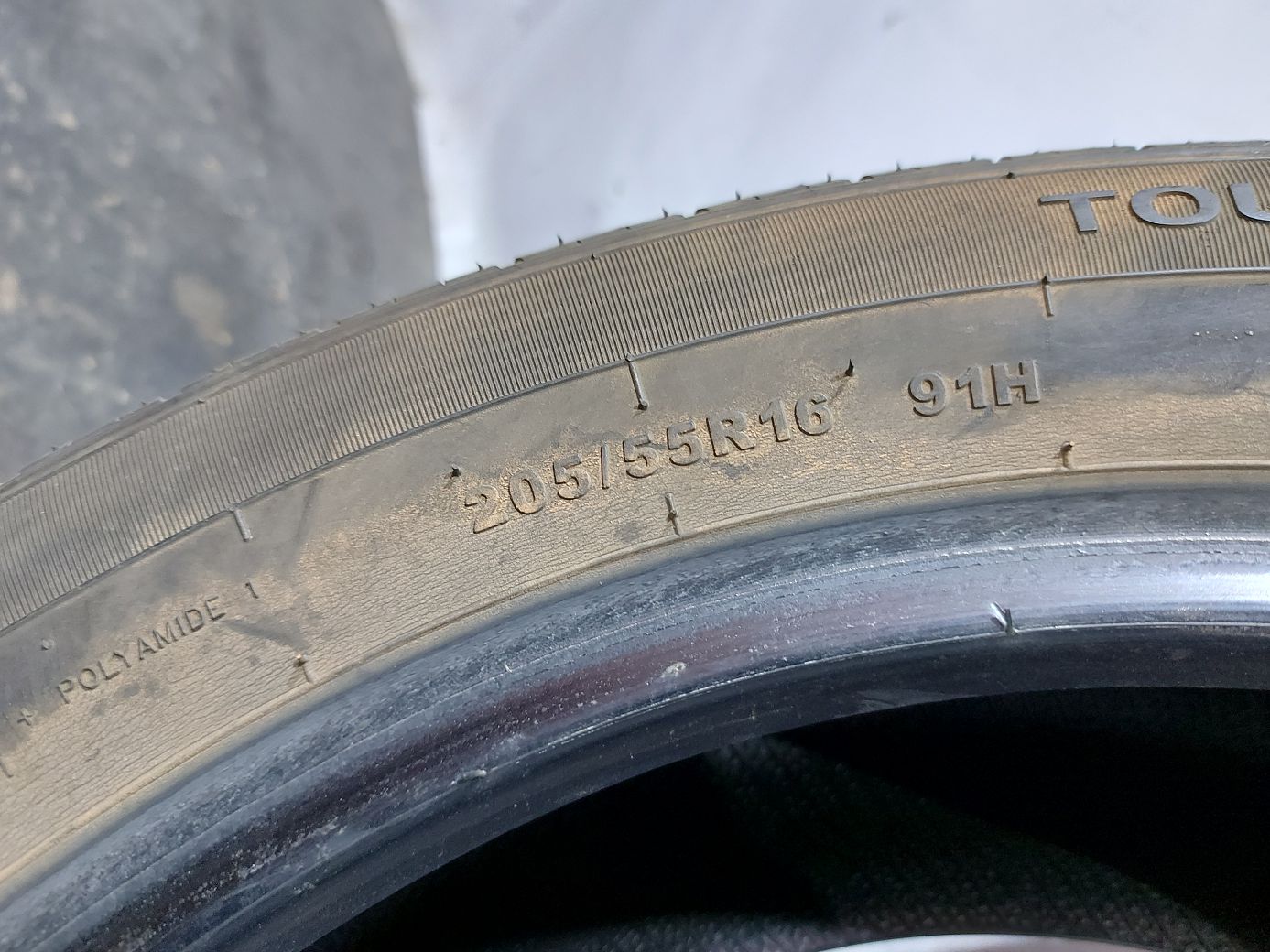 Всесезонные шины Гума Dextero Tourig DTR1 205/55R16 2