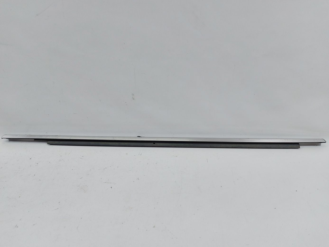 Fusion. Молдинг двери задней левой наружний Ford Fusion 2013-2020 DS73F20562 Ford Fusion