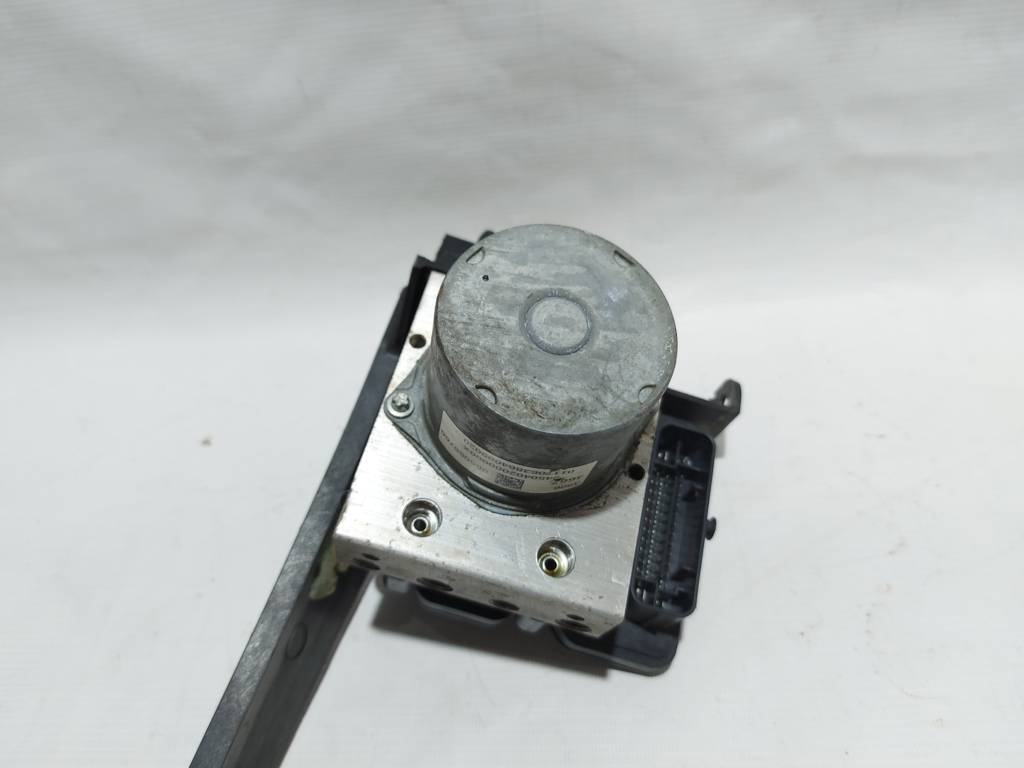 Cruze Блок ABS Chevrolet Cruze 2017 39120669 Chevrolet Cruze 7 Cruze Блок ABS Chevrolet Cruze 2017 39120669 Chevrolet Cruze 7