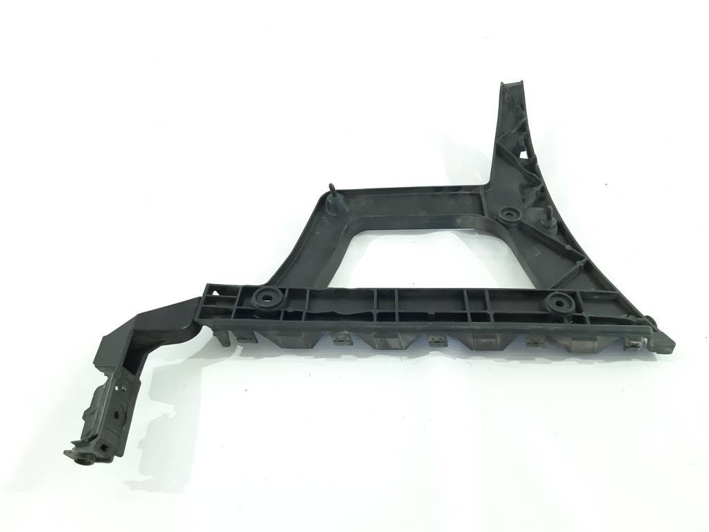 A4. Кріплення бампера заднього праве Audi A4 2013-2016 8K5807454A Audi A4