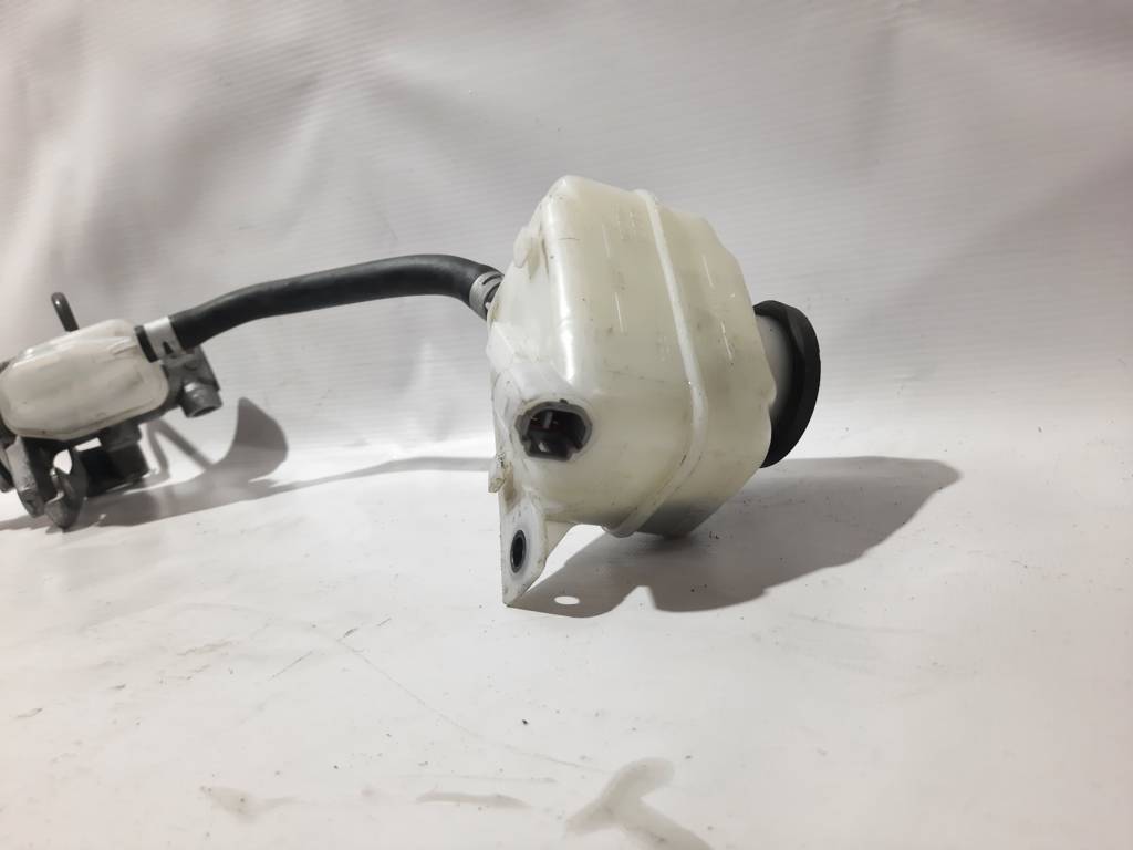 Sienna Головний гальмівний циліндр Toyota SIENNA 2008-2020 472010E060 Toyota SIENNA 5