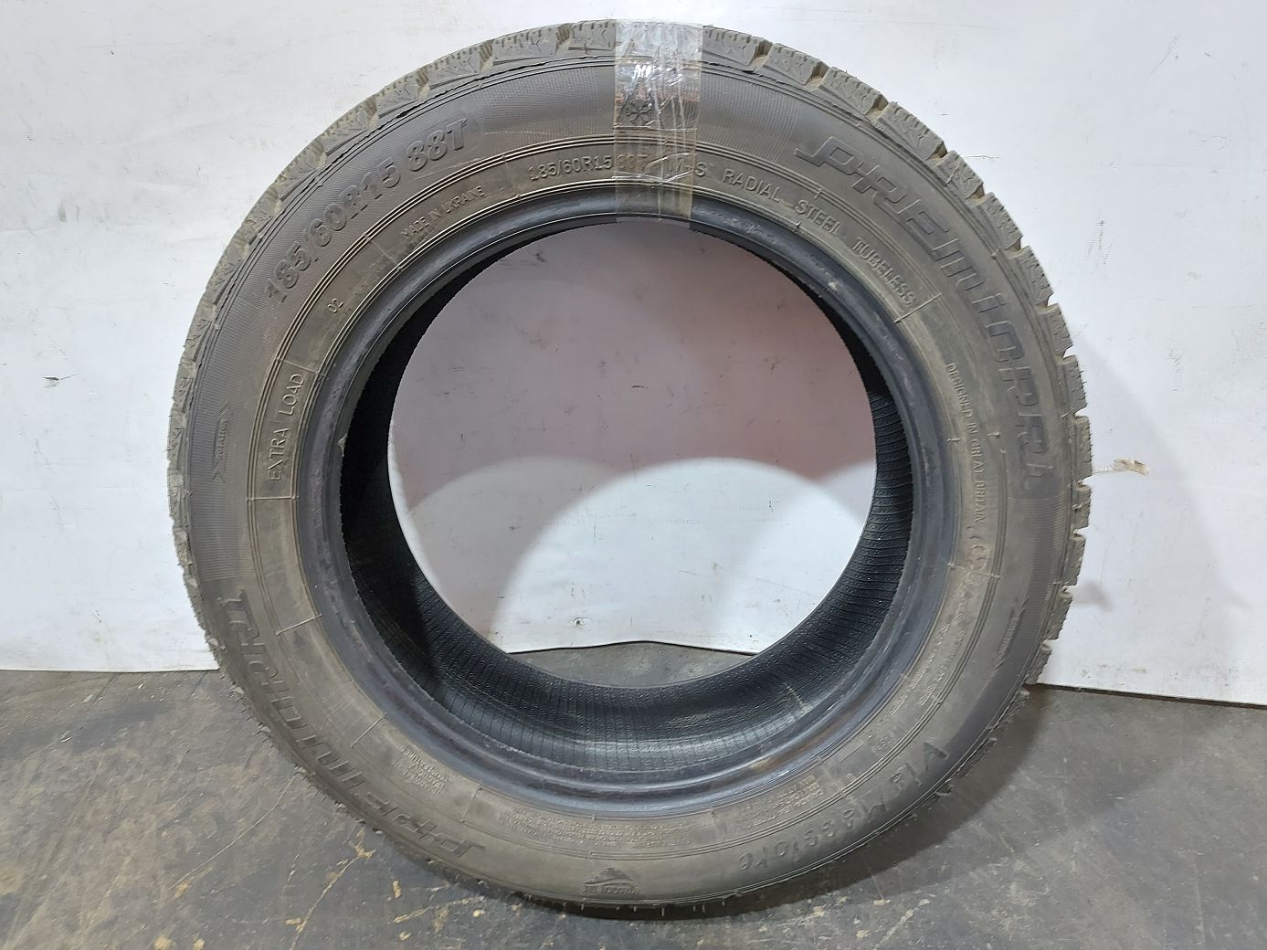 Зимние шины. Резина Viamaggiore Premiorri 185/60R15 ( Honda Fit )