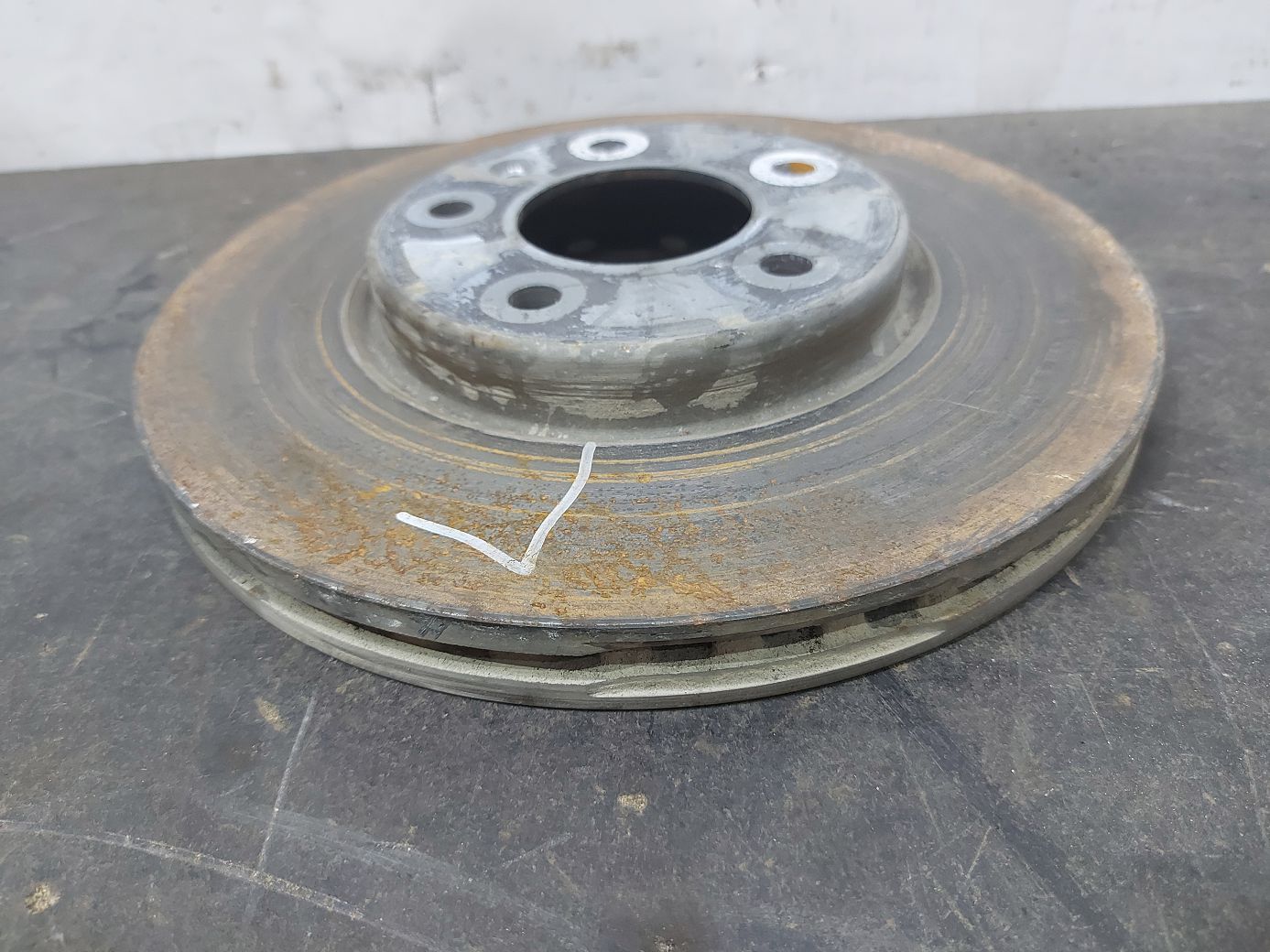 Malibu Диск гальмівний передній лівий/правий Chevrolet Malibu 2016-2021 13537160 Chevrolet Malibu 12