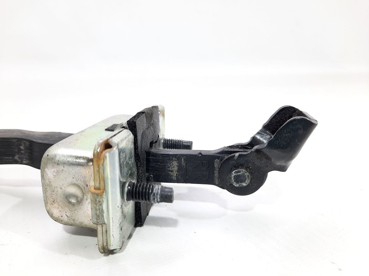 Ats Обмежувач дверей задньої лівої Cadillac ATS 2013-2018 23236405 Cadillac ATS 3