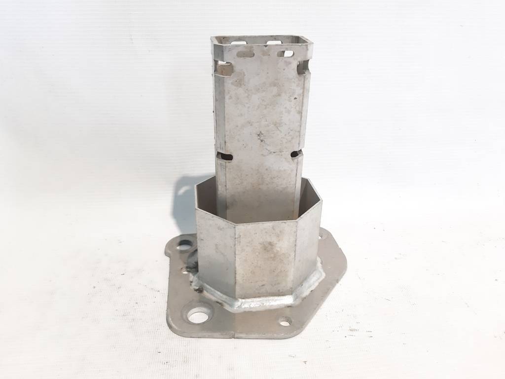 Dart. Кронштейн усилителя переднего левый Dodge Dart 2014-2016 68187811AB Dodge Dart Dart. Кронштейн усилителя переднего левый Dodge Dart 2014-2016 68187811AB Dodge Dart