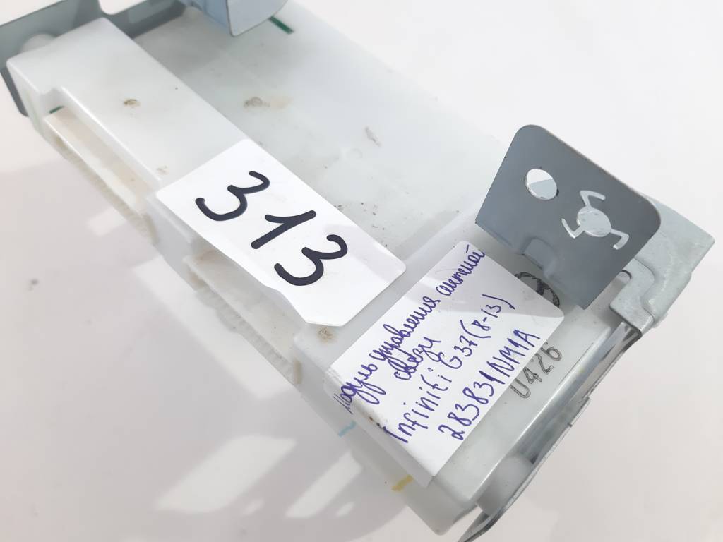 G37 Модуль керування системою зв'язку Infiniti G37 2012 283831NM1A Infiniti G37 4