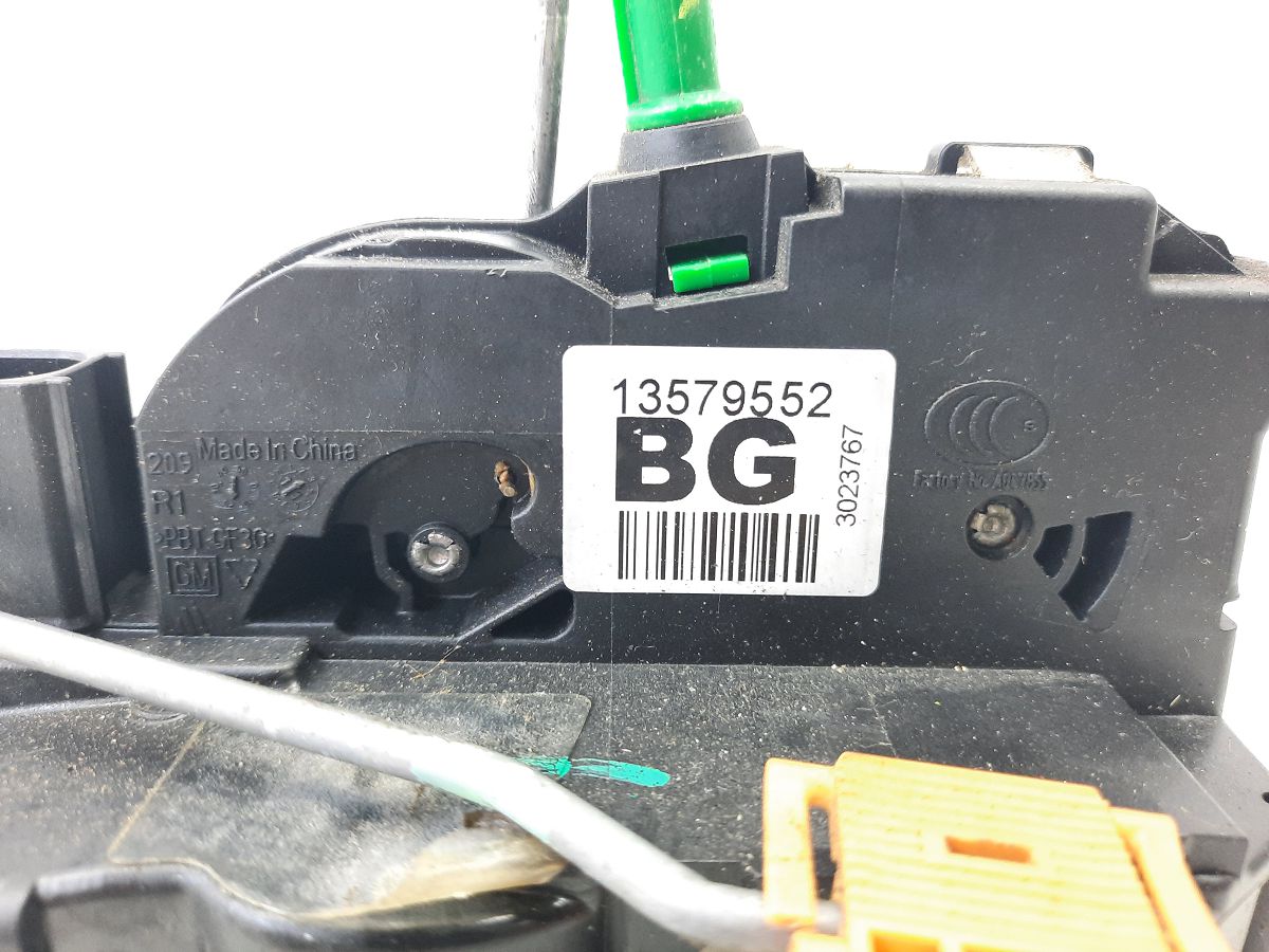 Volt Замок дверей задньої правої Chevrolet Volt 2011-2015 13503786 Chevrolet Volt 2