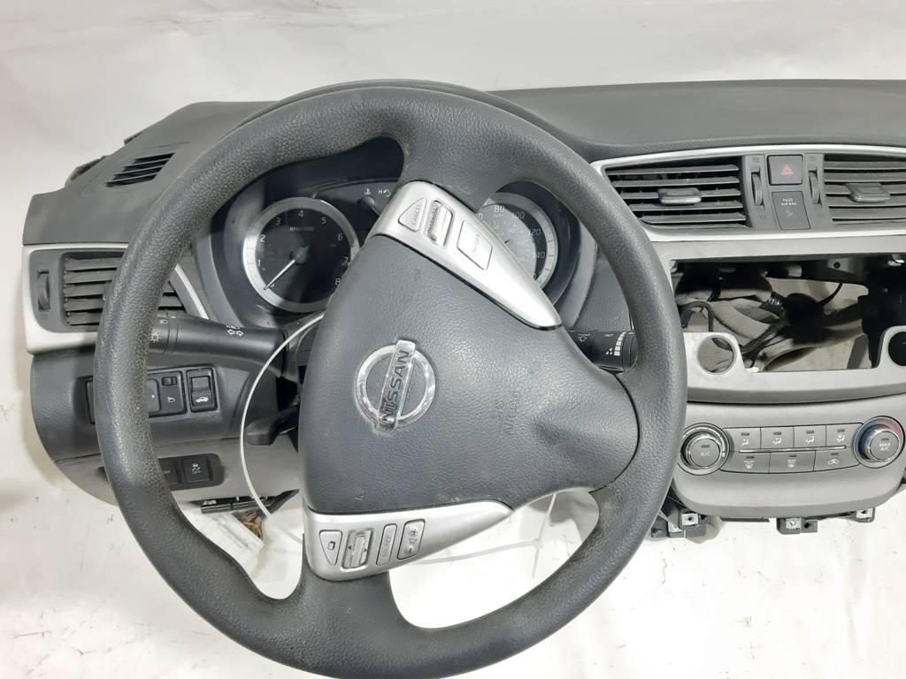 Sentra Торпеда Nissan Sentra 2013-2019 682003SG0A Nissan Sentra 10