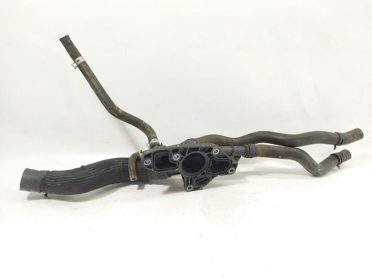 Sentra Фланець системи охолодження Nissan Sentra 2013-2019 110603RC1 Nissan Sentra 3