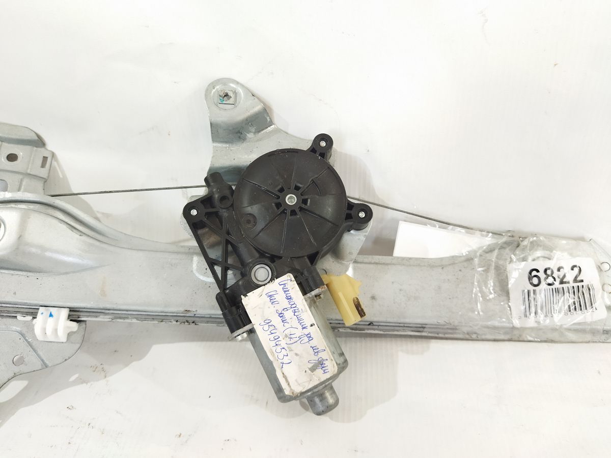 Sonic Склопідйомник дверей задньої лівої Chevrolet Sonic 2012 95494532 Chevrolet Sonic 6