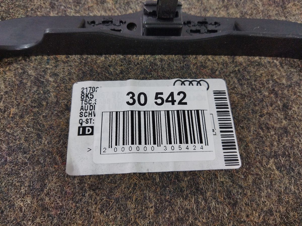 A4 Обшивка кришки багажника Audi A4 2013-2016 8K5867975ECA9 Audi A4 6