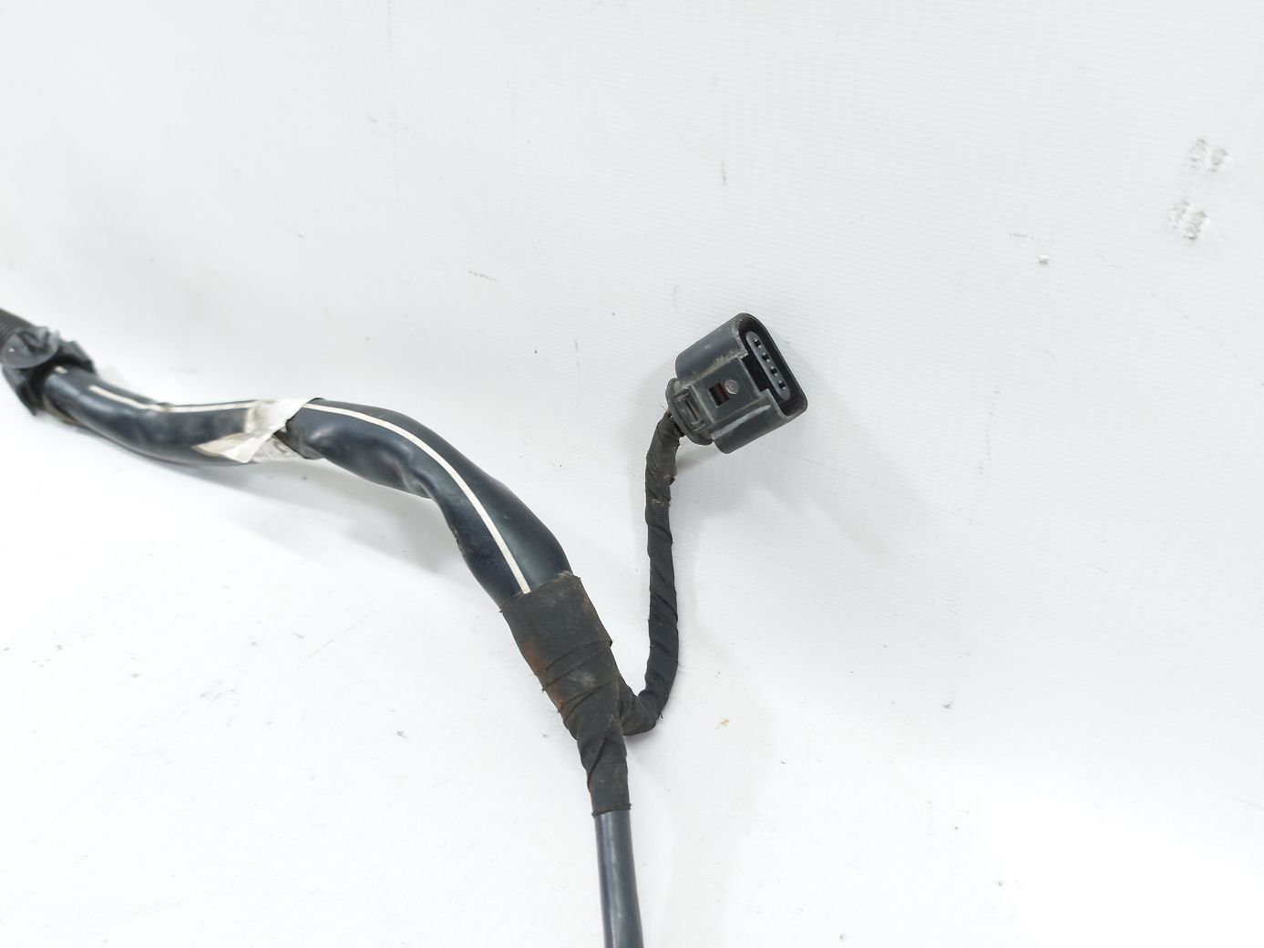 Passat Проводка генератора Volkswagen Passat 2012 561971230 Volkswagen Passat 3