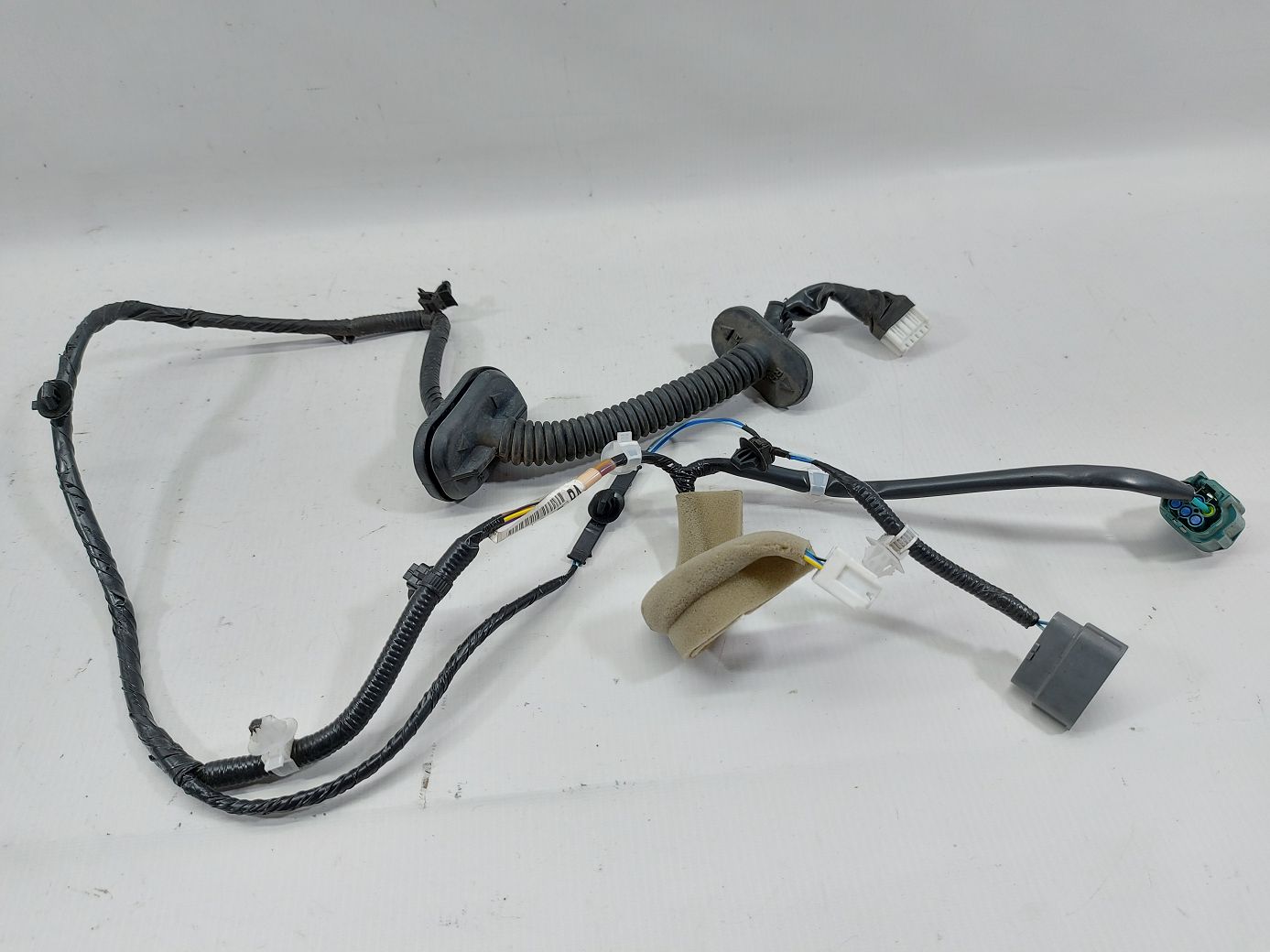 Altima Проводка двери задней правой Nissan Altima 2014-2018 241263TA0A Nissan Altima 2