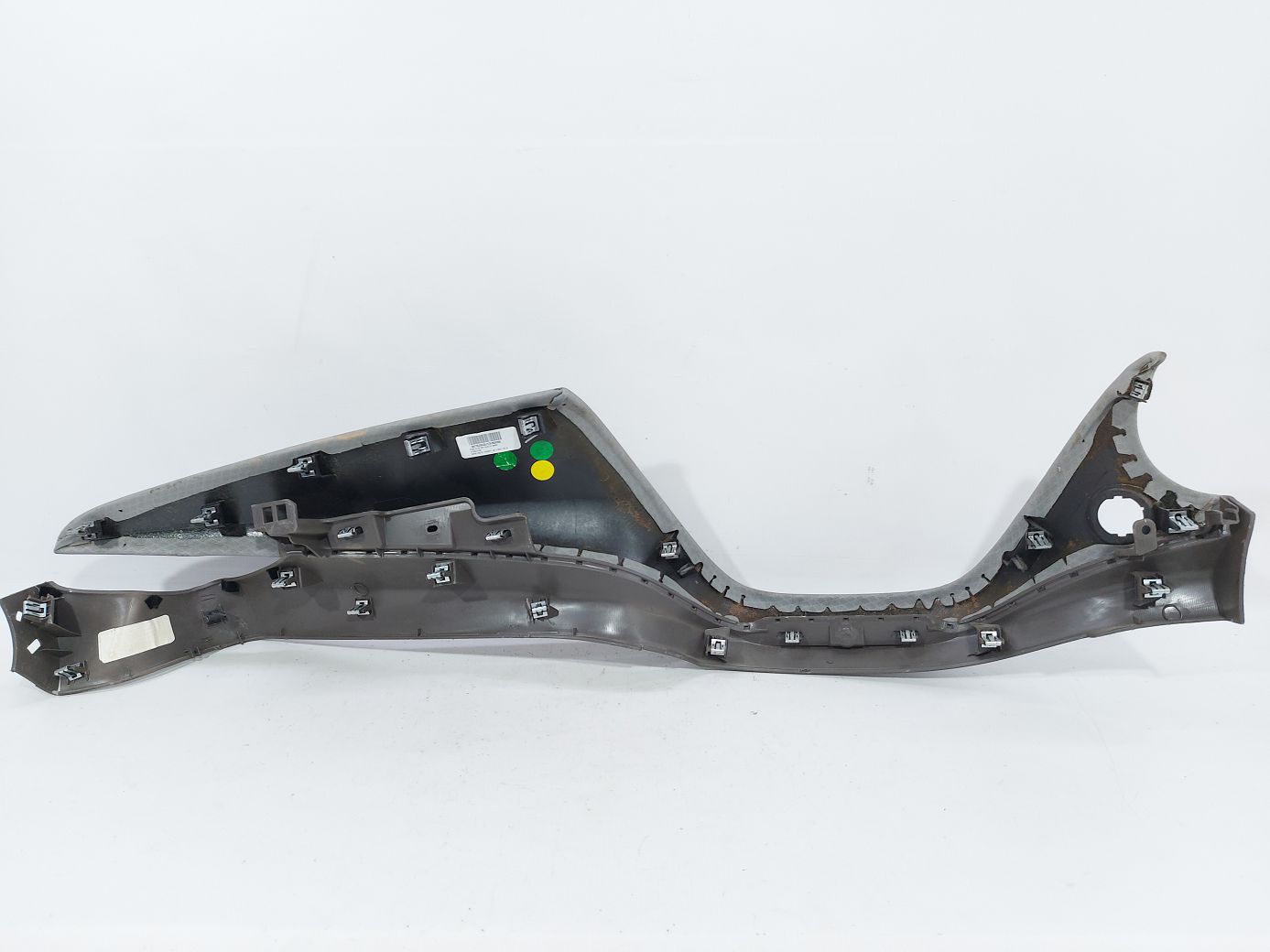 Malibu Молдинг торпеды центральный правый Chevrolet Malibu 2017-2021 84716955 Chevrolet Malibu 4