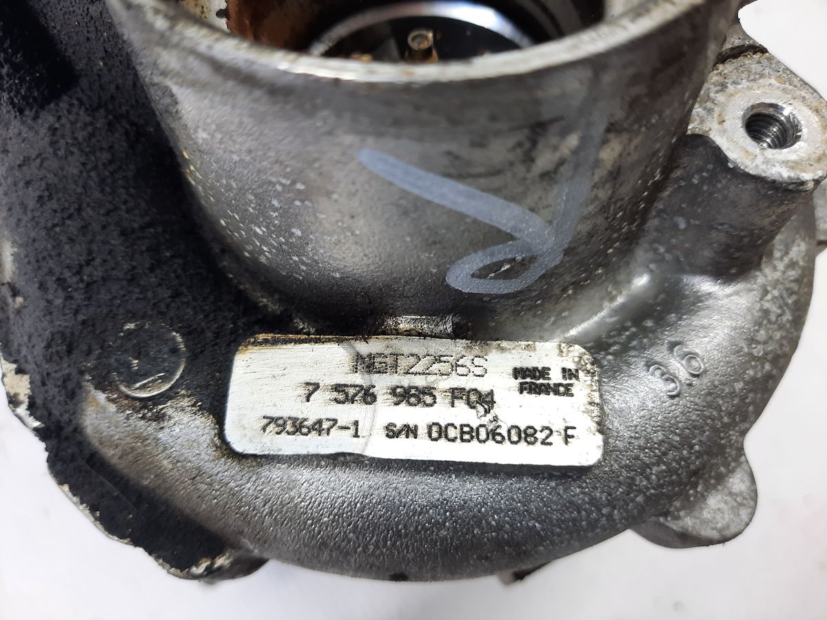 7 series Турбіна двигуна права BMW 7 2012 11657646092 BMW 7 7
