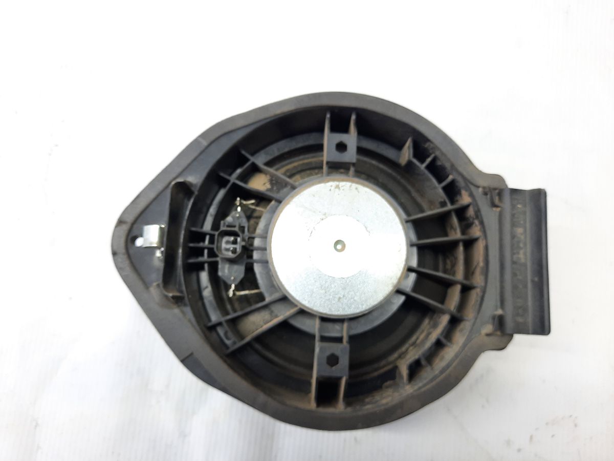 Malibu Динамік дверей задньої лівої Chevrolet Malibu 2013-2016 84248849 Chevrolet Malibu 3
