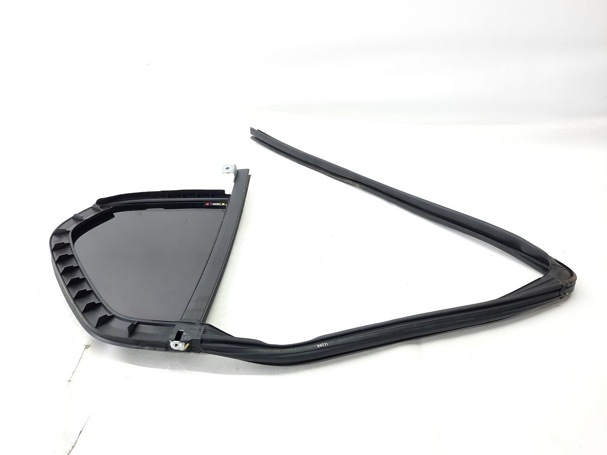 Trax Направляющая резинка стекла (форточка) двери задней правой Chevrolet Trax 2015-2021 95375248 Chevrolet Trax 3