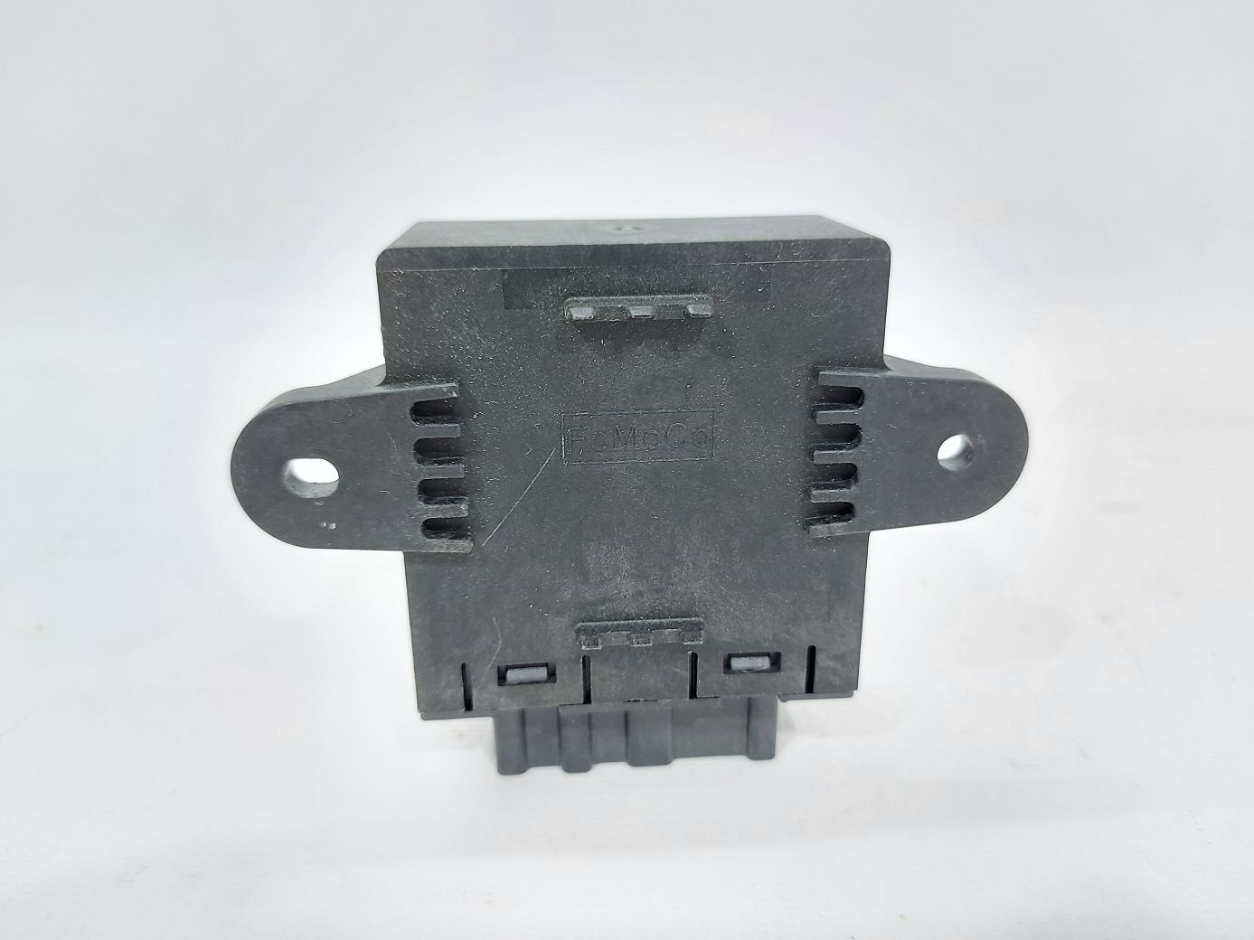 Fusion Блок управления двери задней правой Ford Fusion 2013 DG9T14B533 Ford Fusion 2