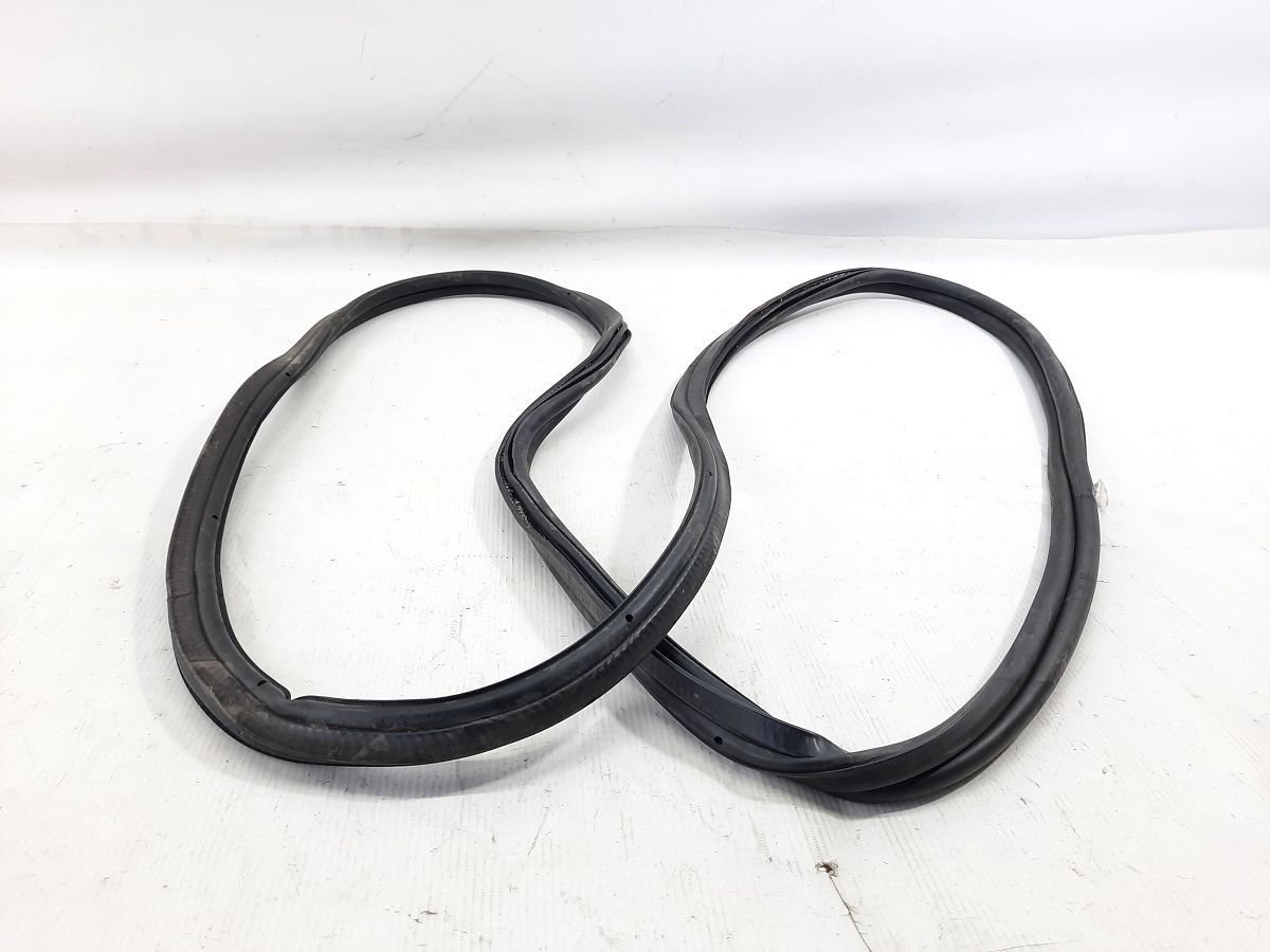 328i xdrive Ущільнювальна гумка багажного отвору BMW 328i xDrive 2013-2016 51767292307 BMW 328i xDrive 2 328i xdrive Ущільнювальна гумка багажного отвору BMW 328i xDrive 2013-2016 51767292307 BMW 328i xDrive 2