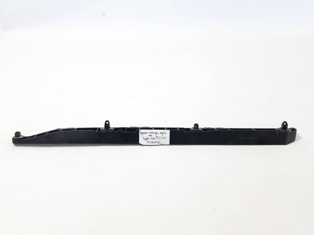 Scion tc Кріплення накладки порога ліва Toyota Scion TC 2005-2010 7693221020 Toyota Scion TC 3