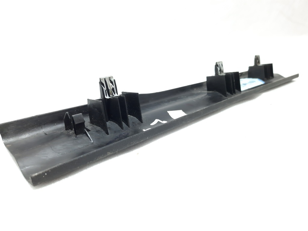 Journey Обшивка порога заднего правая Dodge Journey 2011-2015 1BE48DX9AB Dodge Journey 7