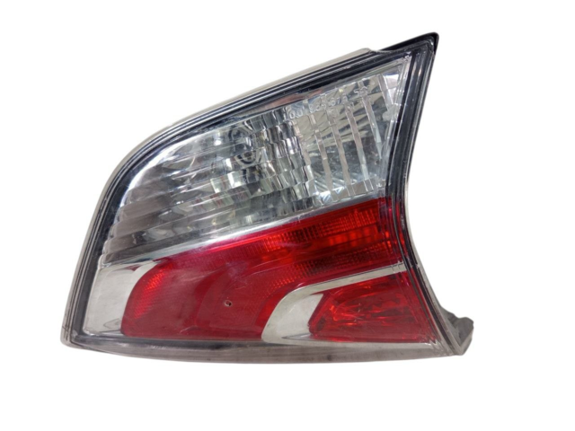 Rogue. Фонарь крышки багажника левый (дефект) Nissan Rogue 2014-2016 265554BA1A Nissan Rogue