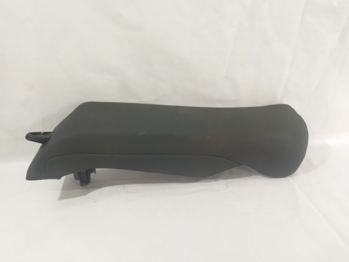 S60 Боковая спинка заднего ряда сидений левая Volvo S60 2011-2018 1288688 Volvo S60 1