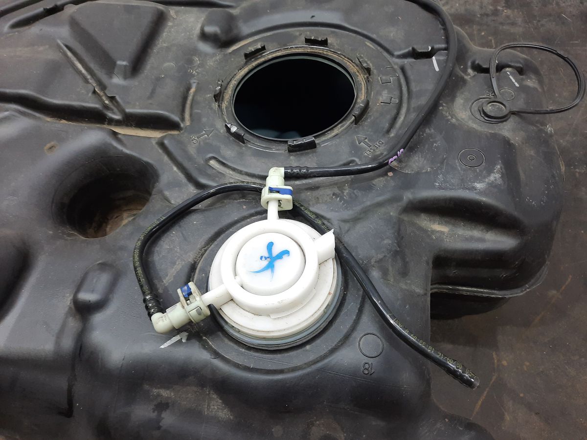 Grand caravan Бензобак Dodge Grand Caravan 2015-2020 68237084AA Dodge Grand Caravan 7