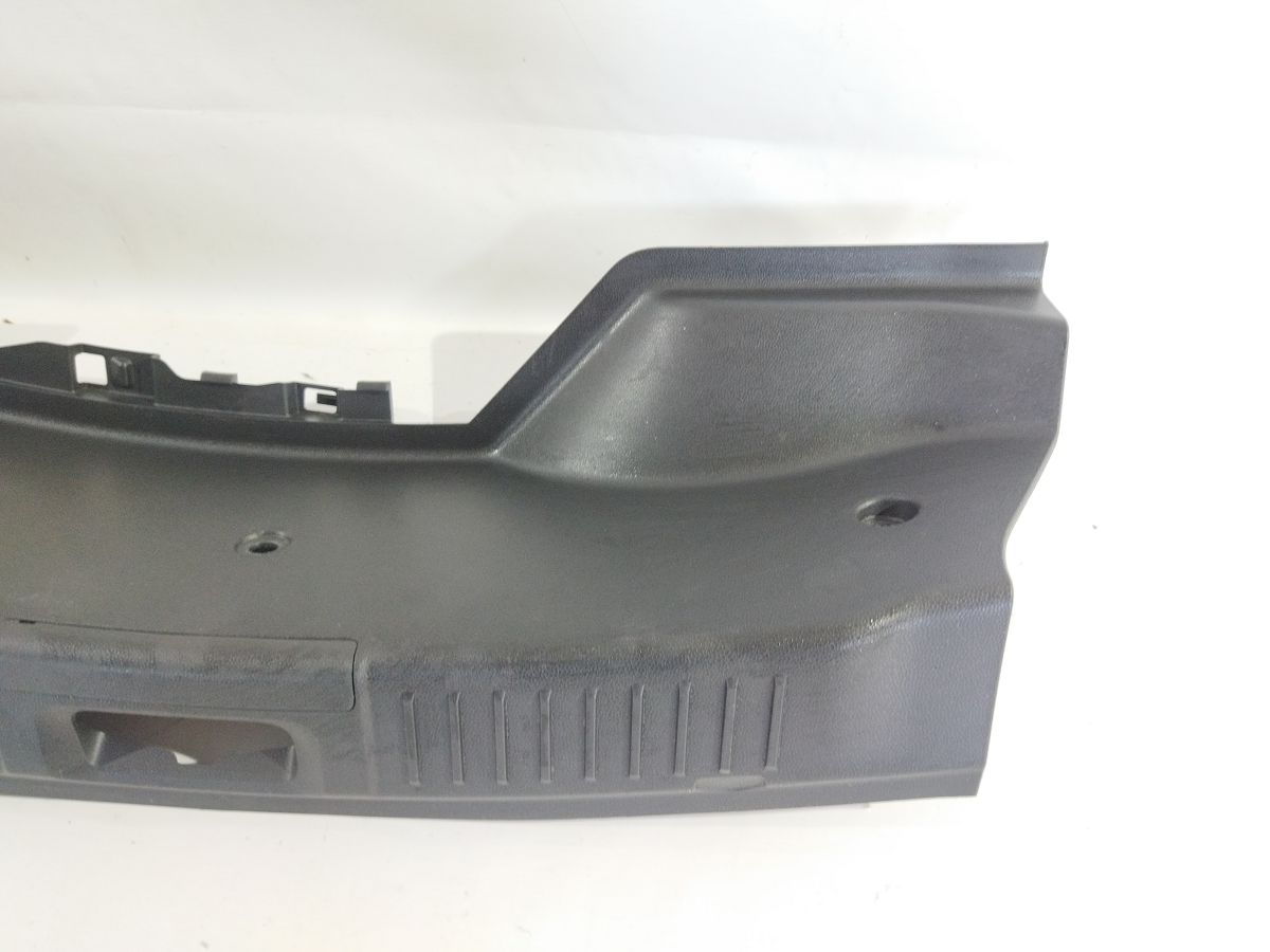 Fiesta Накладка отвору багажника Ford Fiesta 2011-2019 BE8Z5440374AA Ford Fiesta 3