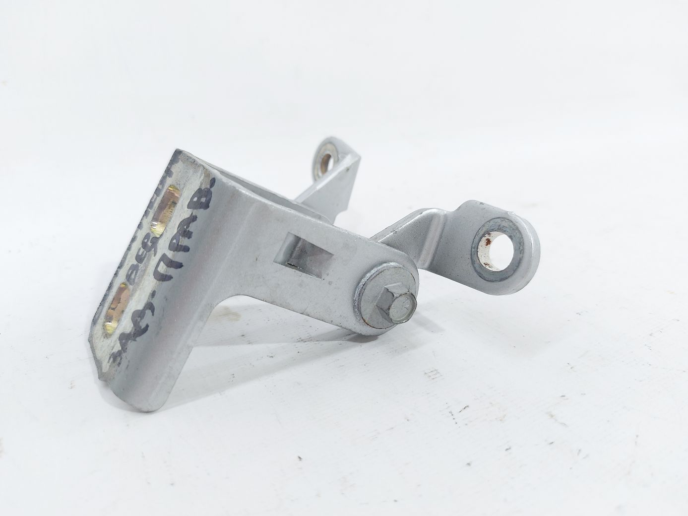 Regal Петля дверей задньої правої верхня Buick Regal 2011-2017 13281823 Buick Regal 4 Regal Петля дверей задньої правої верхня Buick Regal 2011-2017 13281823 Buick Regal 4