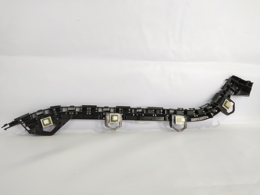 Impreza Кріплення бампера заднього праве Subaru Impreza 2015-2016 57731FJ350 Subaru Impreza 2