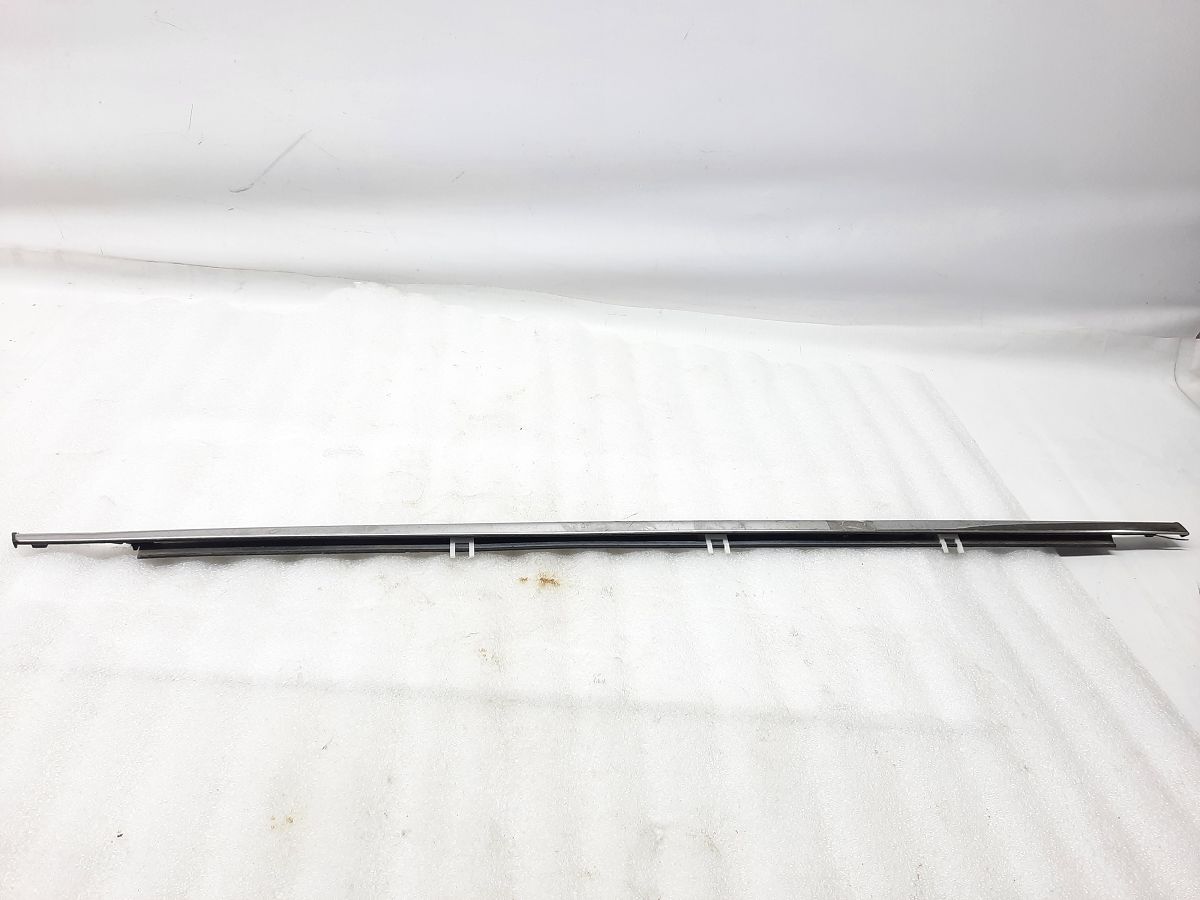 Accord Ущільнювальна гумка скла задньої правої (хром) зовнішня Honda Accord 2015-2017 72910T2AA01 Honda Accord 6 Accord Ущільнювальна гумка скла задньої правої (хром) зовнішня Honda Accord 2015-2017 72910T2AA01 Honda Accord 6