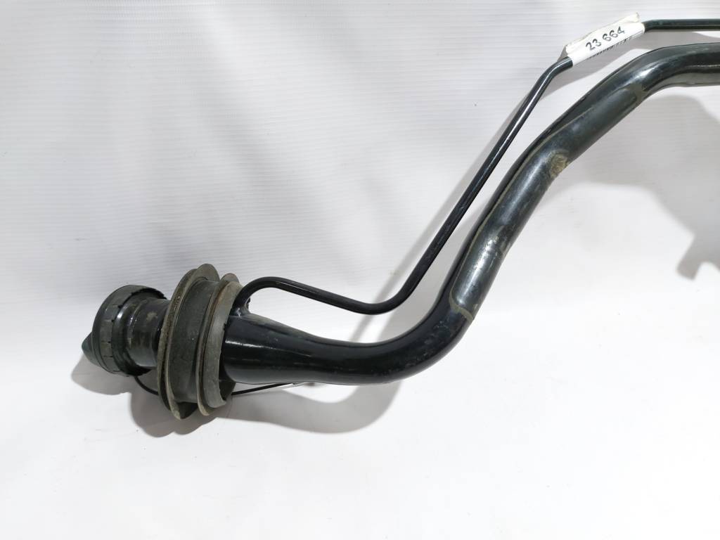 6 Заливная горловина Mazda 6 2013-2017 GJR942210H Mazda 6 3