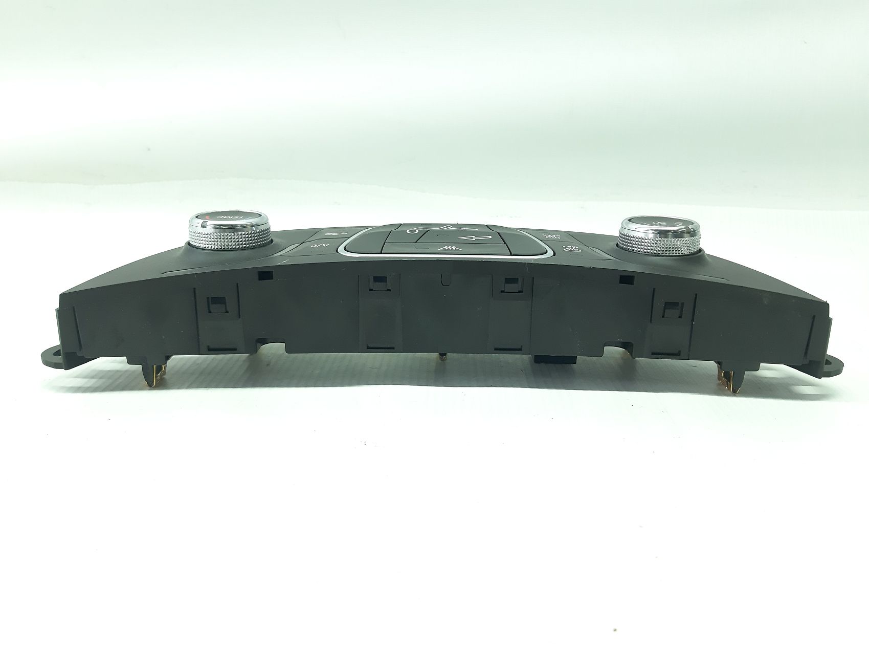 Malibu Кнопки управления климат контролем Chevrolet Malibu 2018 84426646 Chevrolet Malibu 3