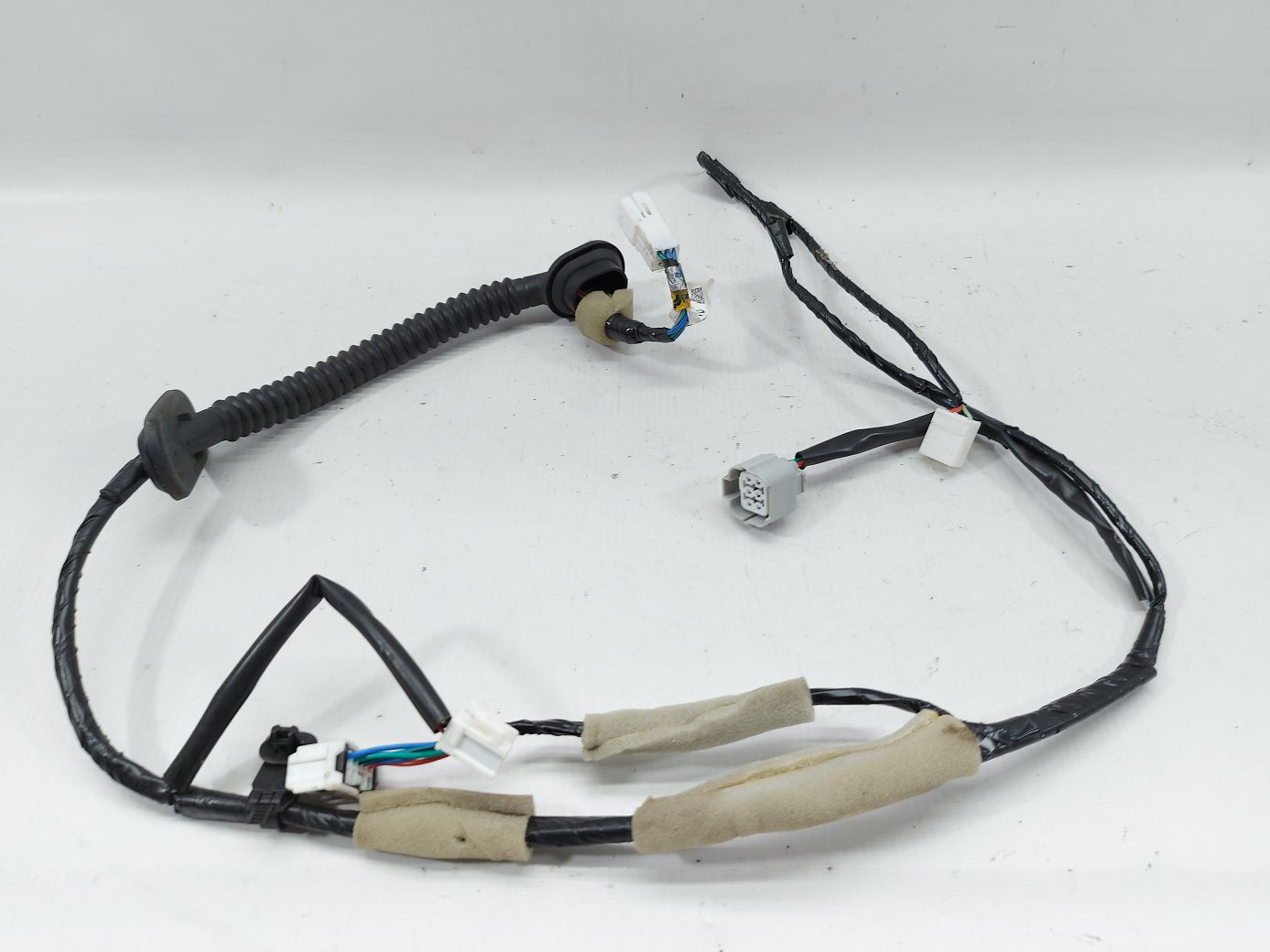 Impreza Проводка двери задней правой Subaru Impreza 2015-2016 81822FJ050 Subaru Impreza 2