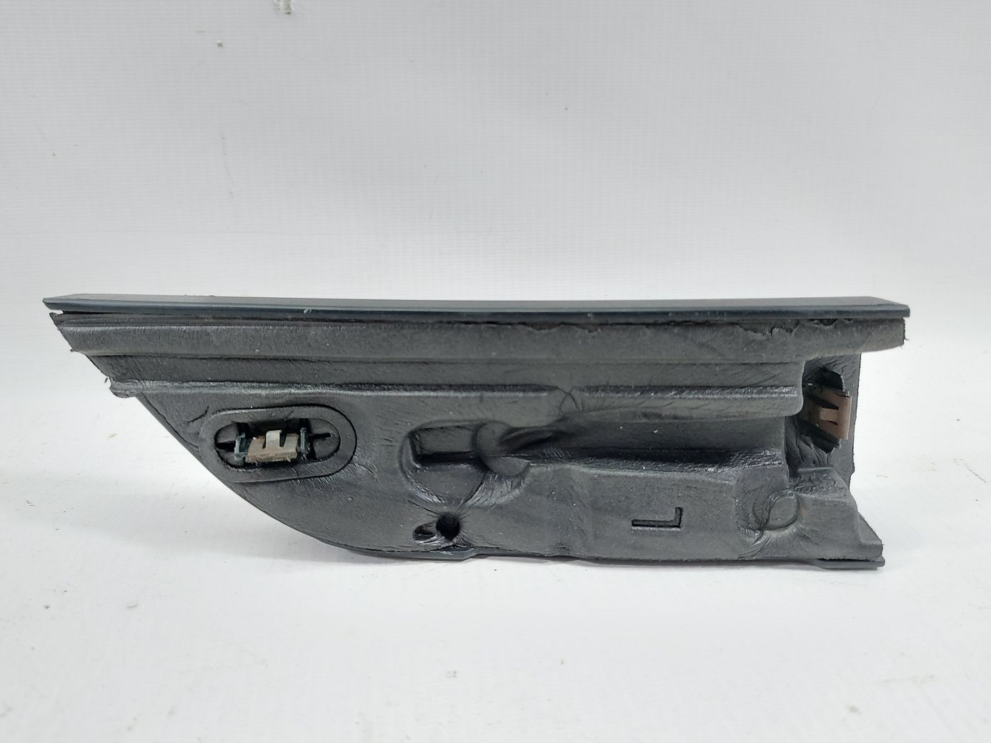 Grand caravan Кутник дверей передньої лівої внутрішній Dodge Grand Caravan 2011-2020 1TS95DX9AB Dodge Grand Caravan 2 Grand caravan Кутник дверей передньої лівої внутрішній Dodge Grand Caravan 2011-2020 1TS95DX9AB Dodge Grand Caravan 2